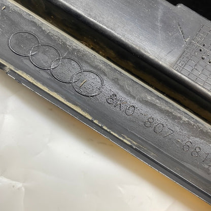Audi A4 B8 Sis Kapağı/Sis Lamba Kapağı 8K0807682/8K0807681