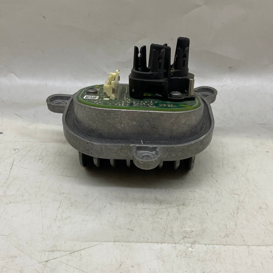 Audi A4 B9 Sol Matrix Far Köşe LED Modülü 8W0941773 | 2016-2020 Orijinal Çıkma