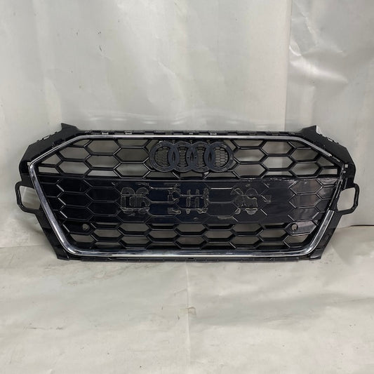 Audi A4 Ön Panjur Kasası 8W0853651DB Orijinal Çıkma En Uygun Oto Parça