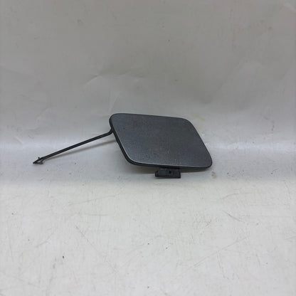 Audi A4 Ön Tampon Çeki Demir Kapağı 8W0807241 2016-2021 Orijinal Çıkma
