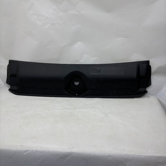 Audi A4 Panel Üst Kaplama 8W0807081
