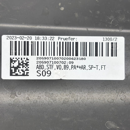 Audi A4 Panel Üst Kaplama 8W0807081