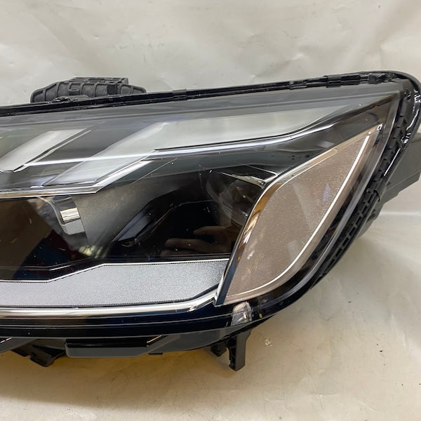 Audi A4 Sol Far 8W0941033D-AFT Full LED Beyin Dahil En Uygun Oto Parça