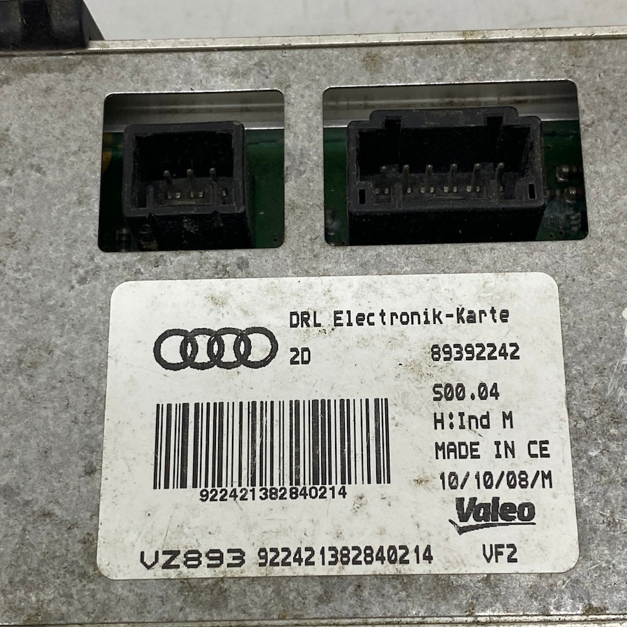 Audi LED far kontrol ünitesi – 89392242 orijinal çıkma modül, güvenilir performans