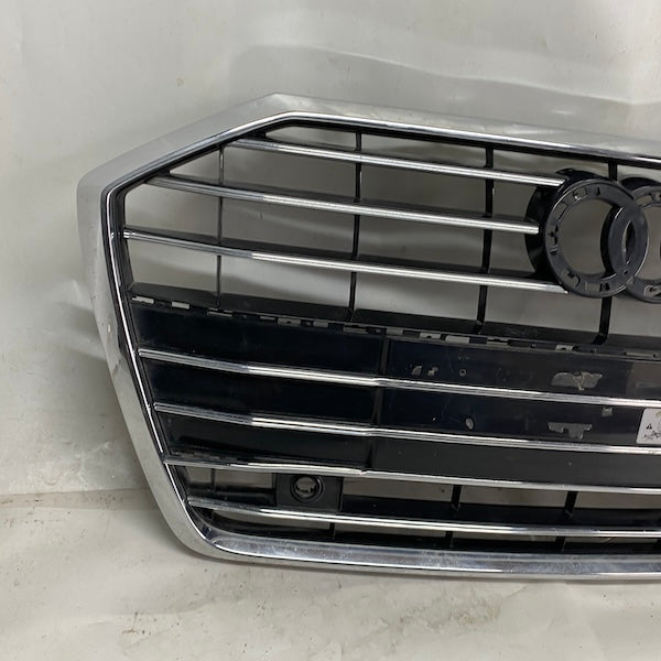 Audi A6 C8 Ön Panjur 4K0853651B Orijinal Çıkma En Uygun Oto Parça