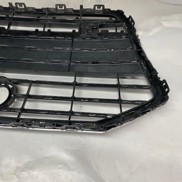 Audi A6 C8 Ön Panjur 4K0853651B Orijinal Çıkma En Uygun Oto Parça