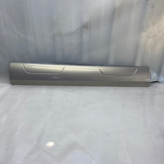 Audi Q3 Ön Sol Kapı Çıtası Orijinal Çıkma 8U0853959 (2011-2016)