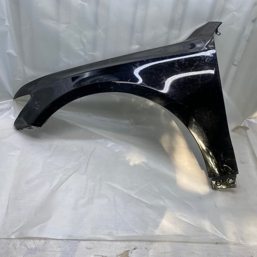 Audi Q5 Ön Sol Çamurluk 8R0821105 Orijinal Çıkama