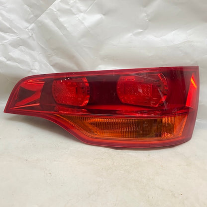 Audi Q7 Dış Stop Sağ/Sol 07-09 Orijinal Çıkma Sol En Uygun Oto Parça