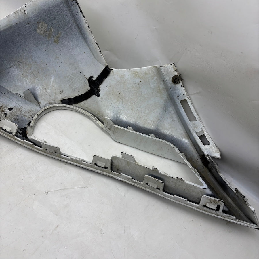 Audi Q7 Ön Tampon Sis Farı Çerçevesi Sağ 4L0807062