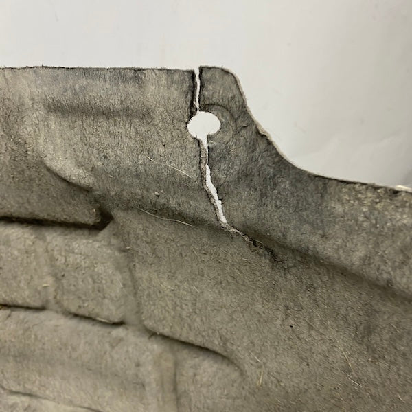 Audi Q8/E-Tron Ön Sağ Çamurluk Davlumbazı 4KE821172C En Uygun Oto Parça