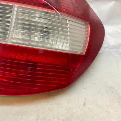 BMW 1 E87 Sağ Stop 04-07 Orijinal Çıkma En Uygun Oto Parça