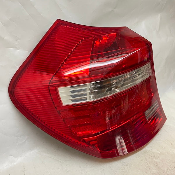 BMW 1 E87 Sol Stop Makyajlı 09-11 63210397034 Çıkma En Uygun Oto Parça