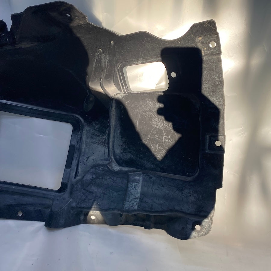 BMW 1 F20 F22 Ön Sol Davlumbaz Orijinal Çıkma 5171 7260709