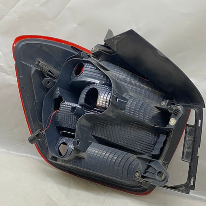 BMW 1 F20 Sağ Dış Stop 63217241542 12-15 En Uygun Oto Parça