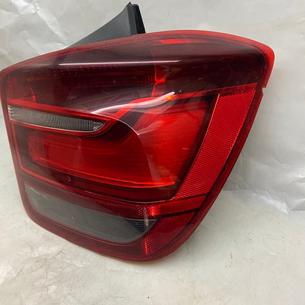 BMW 1 F20 Sağ Dış Stop 63217241542 12-15 En Uygun Oto Parça