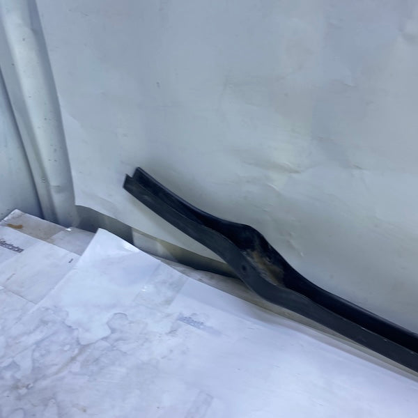 BMW 1 Kasa F20 Ön Tampon Alt Demiri 51647266325