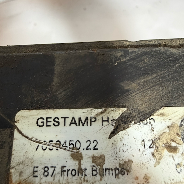 BMW 1 Serisi E87 Ön Tampon Demiri 5111-17166584 En Uygun Oto Parça