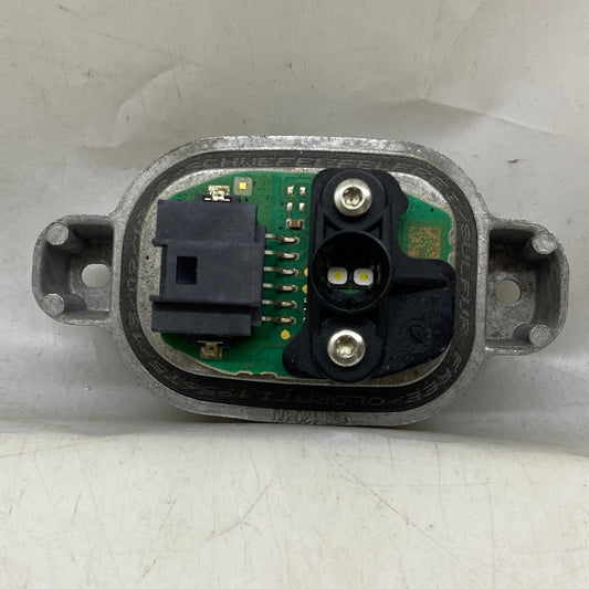 BMW 1 Serisi F20 LCI Angel LED Far Beyni 6 Pinli 63117428425