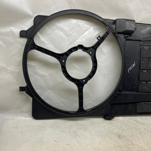 Mini Cooper S R50/R53 Radyatör Fan 17421475577-02 Orijinal Çıkma En Uygun Oto Parça