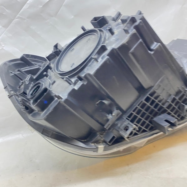 BMW 2 F45 Grand Tourer Sol Far Xenon A97422579-01 En Uygun Oto Parça