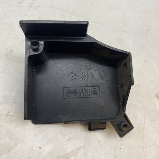 BMW 3 E46 Bagaj Kilit Yuvası 5124 8235751 Orijinal Çıkma 2000-2006
