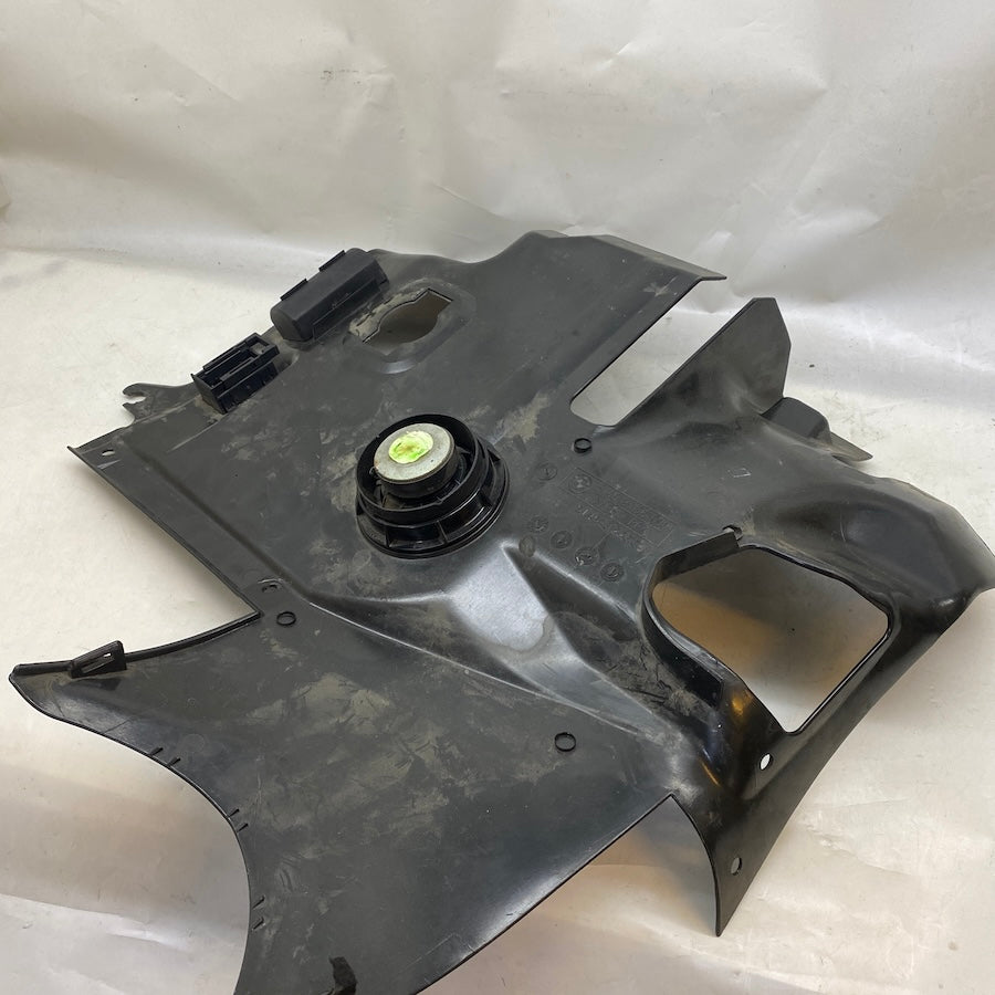 2001-2006 BMW E46 direksiyon alt panel kaplaması, çıkma orijinal