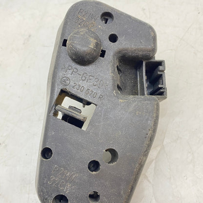 Orijinal çıkma BMW E46 duy, stop lambası bağlantı parçası