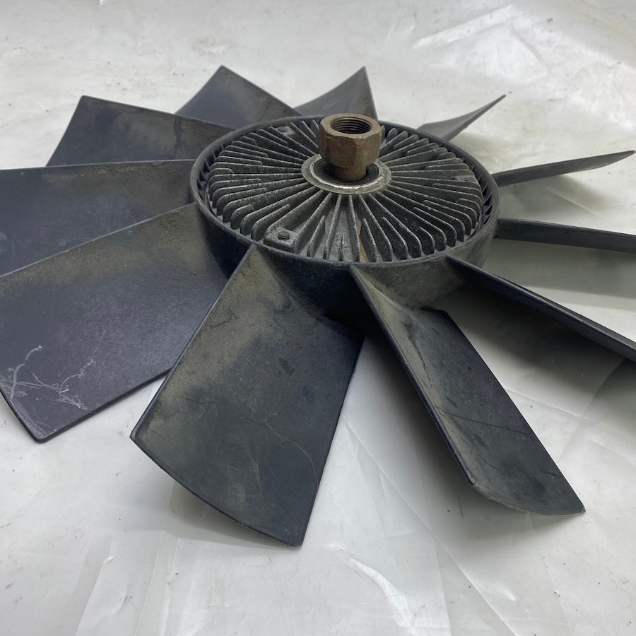 BMW E46 radyatör fanı – çıkma OEM fan pervanesi, 3 Serisi 2001-2006.