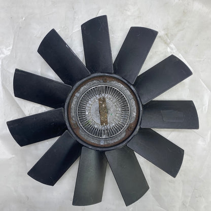 BMW 3 E46 çıkma fan pervanesi – motor soğutma sistemine uygun orijinal parça.