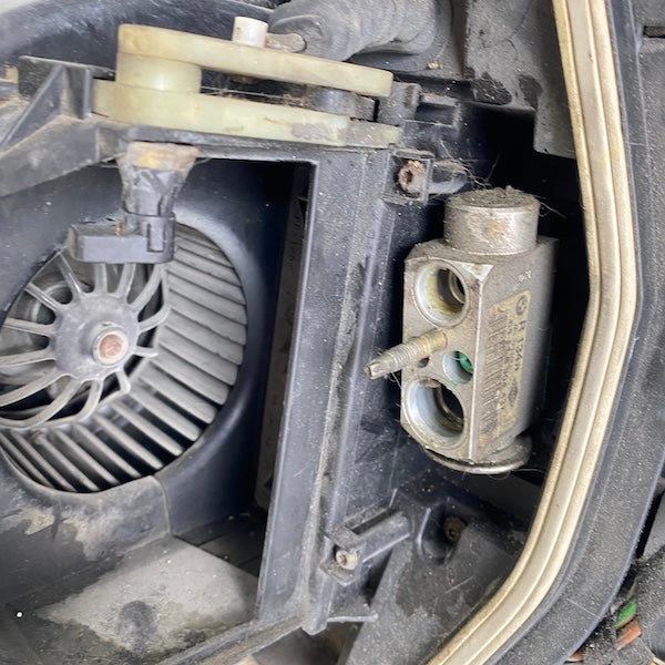 BMW 3 E46 Kalorifer Kazanı 1999-2005 9465213117 Orijinal Çıkma