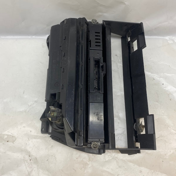 BMW 3 E46 Küllük Çerçevesi/Paneli/Konfor Tuşu 5116 7001 4009