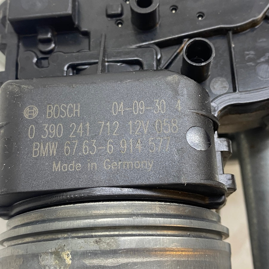 BMW 3 E46 Ön silecek motoru ve Mekanizması Orijinal 67636914577 Çıkma 2000-2006