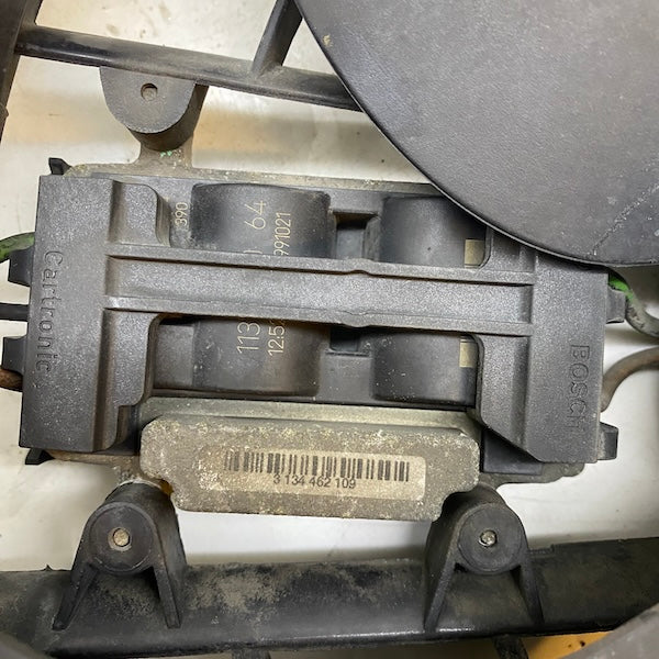 BMW 3 E46 Radyatör Fanı/Fan Davlumbazı Beyinli 17417503762 En Uygun Oto Parça