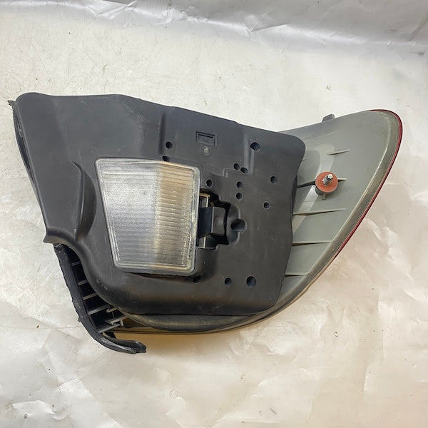 BMW 3 E46 Stop Lambası Sağ/Sol 98-05 Orijinal Çıkma En Uygun Oto Parça