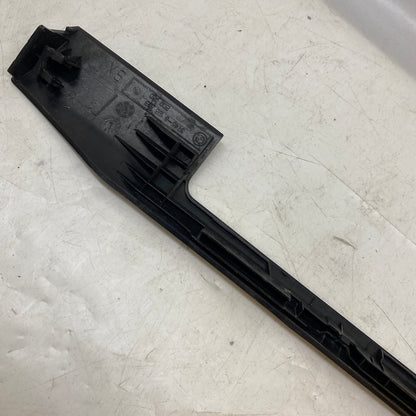 BMW E46 torpido orta iç trim çıtası – orijinal çıkma, sağlam durumda