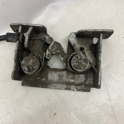 BMW 3 E90 Kaput Kilidi Set 5123-7115229 Orijinal Çıkma 2006-2013
