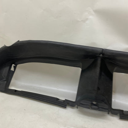 5171 7134099 kodlu BMW E90 panjur iç maskesi – orijinal çıkma gövde elemanı