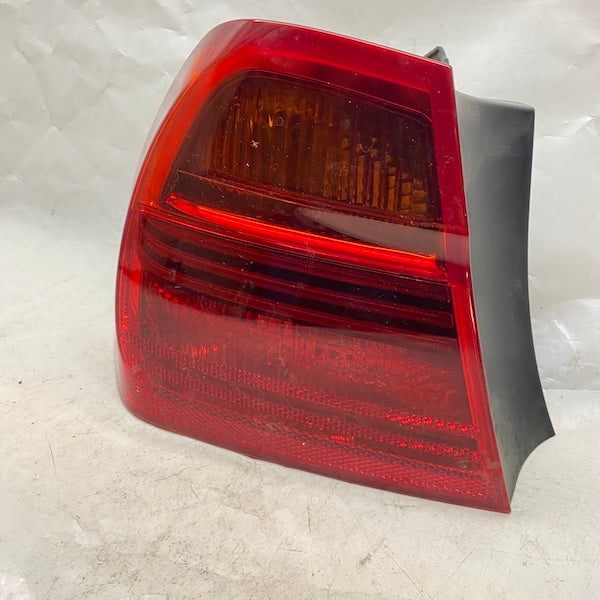 BMW 3 E90 Sol Dış Stop 06-08 6937457 Orijinal Çıkma En Uygun Oto Parça