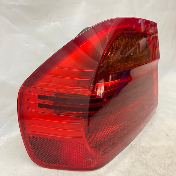 BMW 3 E90 Sol Dış Stop 06-08 6937457 Orijinal Çıkma En Uygun Oto Parça