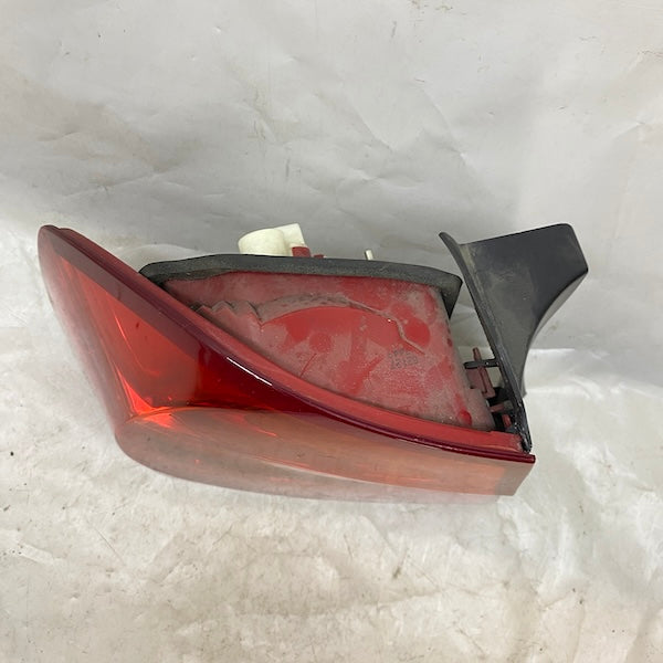 BMW 3 E90 Sol Dış Stop 06-08 6937457 Orijinal Çıkma En Uygun Oto Parça