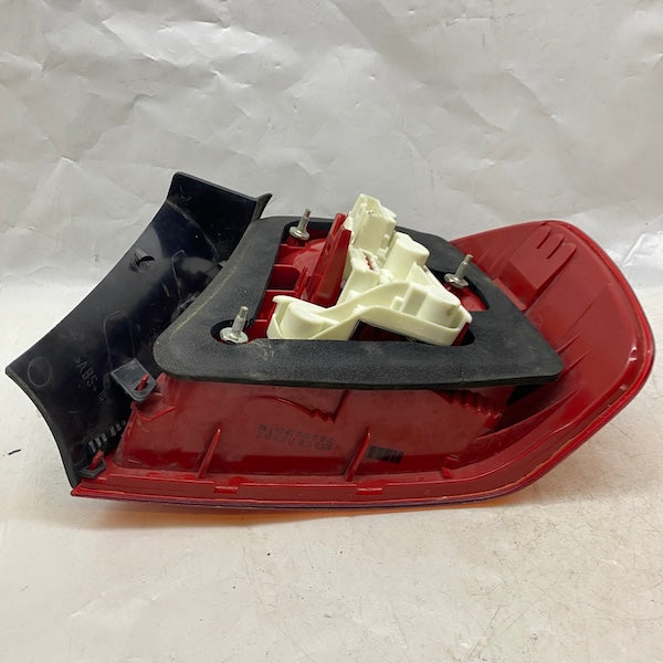 BMW 3 E90 Sol Dış Stop 06-08 6937457 Orijinal Çıkma En Uygun Oto Parça