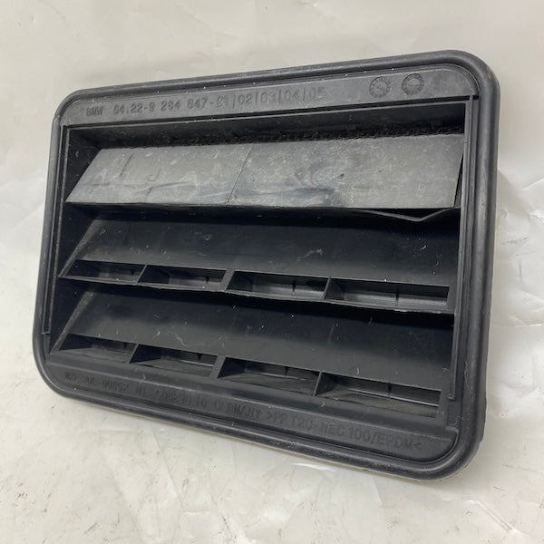 BMW 3 F30 Arka Çamurluk Havalandırma Menfezi 64229284647