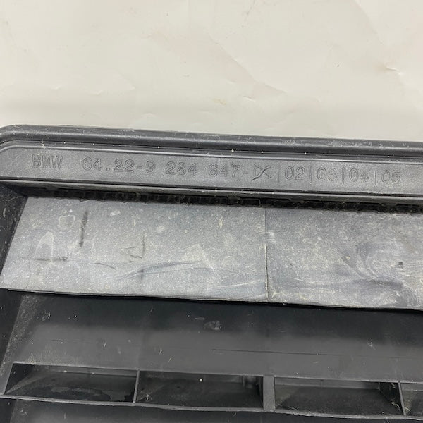BMW 3 F30 Arka Çamurluk Havalandırma Menfezi 64229284647
