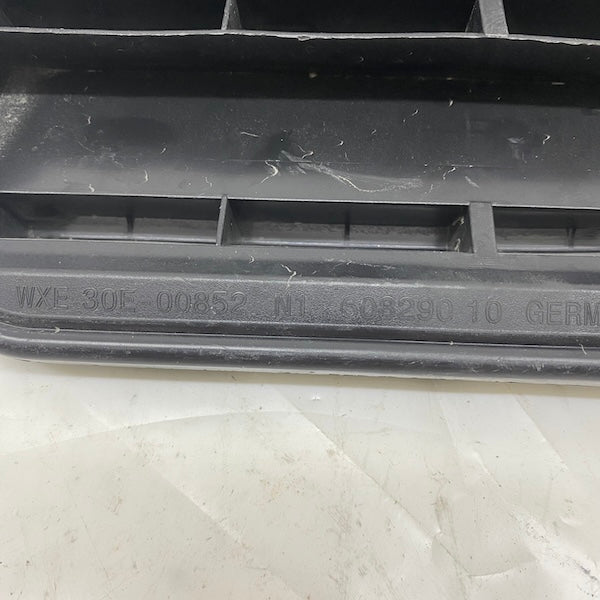 BMW 3 F30 Arka Çamurluk Havalandırma Menfezi 64229284647