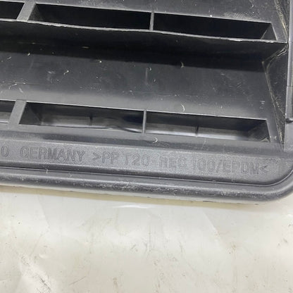 BMW 3 F30 Arka Çamurluk Havalandırma Menfezi 64229284647