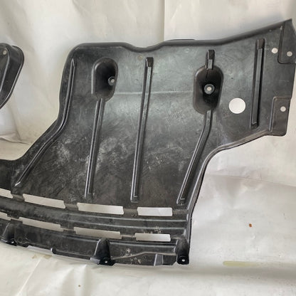 BMW 3 F30 LCI Arka Tampon Alt Kaplama/Bagaj Alt Koruma Sıfır