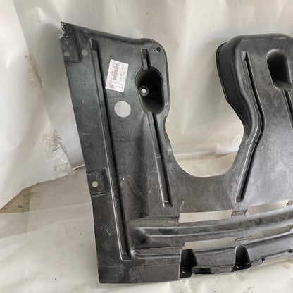 BMW 3 F30 LCI Arka Tampon Alt Kaplama/Bagaj Alt Koruma Sıfır