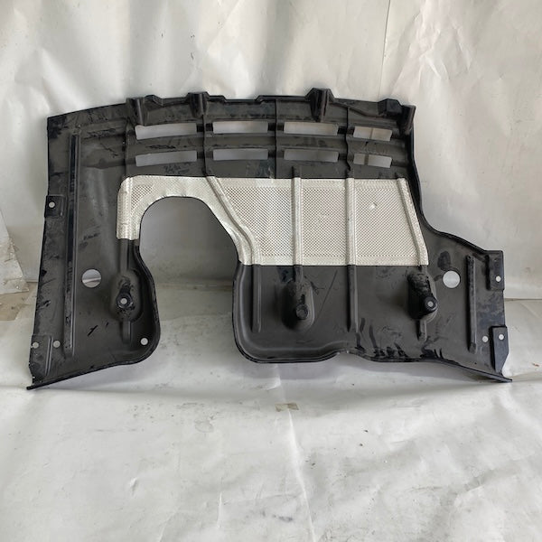 BMW 3 F30 LCI Arka Tampon Alt Kaplama/Bagaj Alt Koruma Sıfır