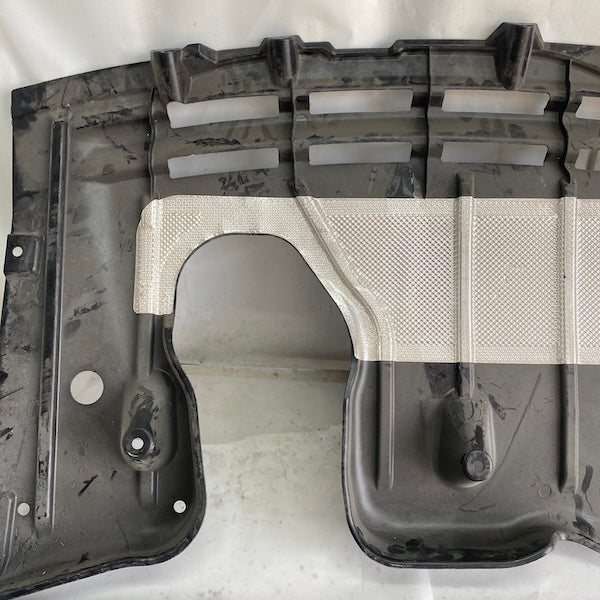 BMW 3 F30 LCI Arka Tampon Alt Kaplama/Bagaj Alt Koruma Sıfır